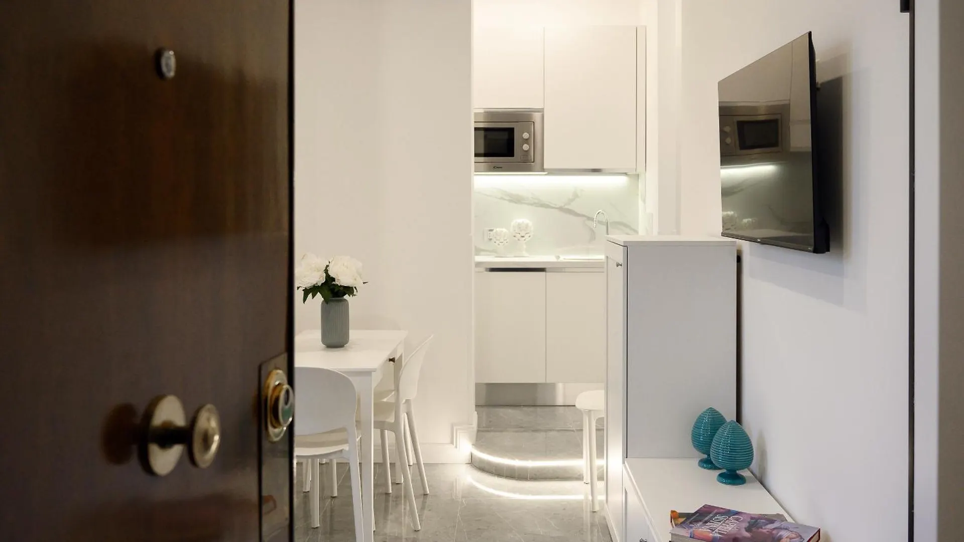 Domus Ludovica Apartment Rome 0*,